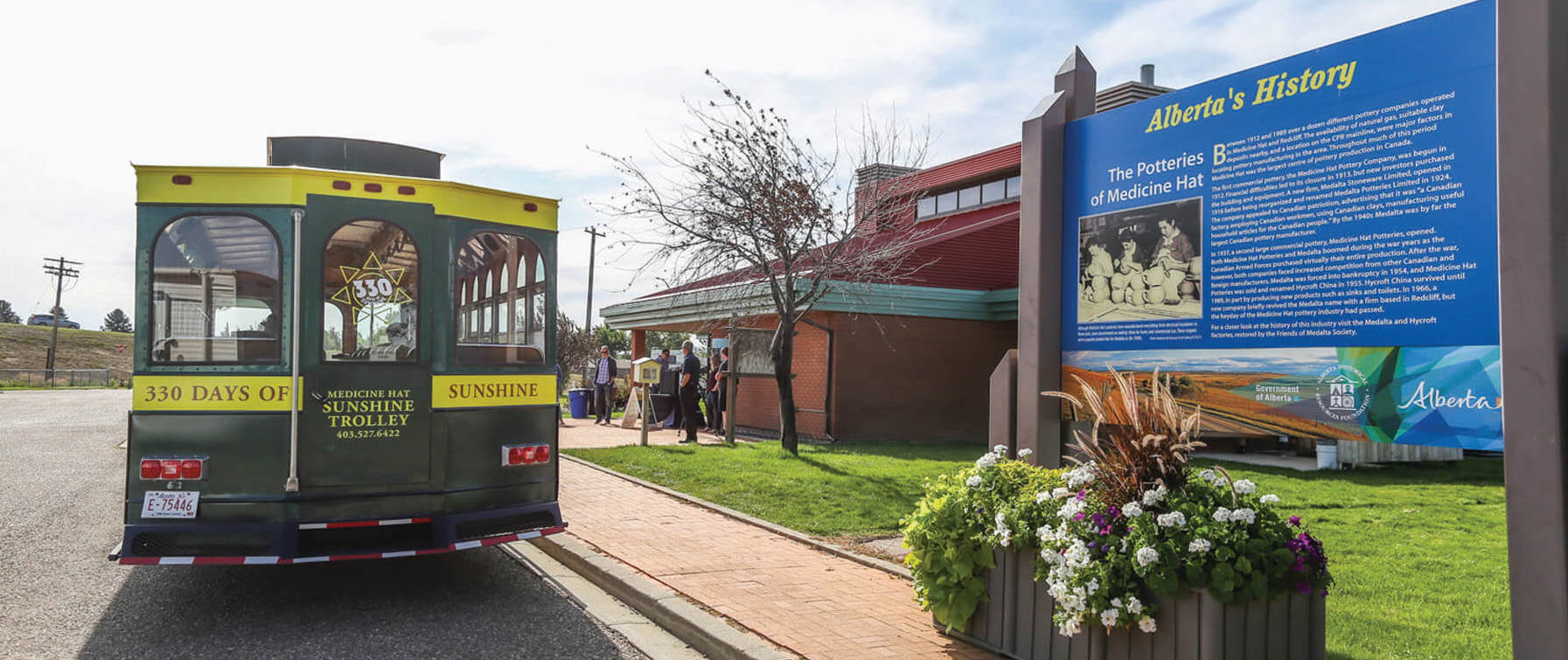Sunshine Trolley Tourism Medicine Hat